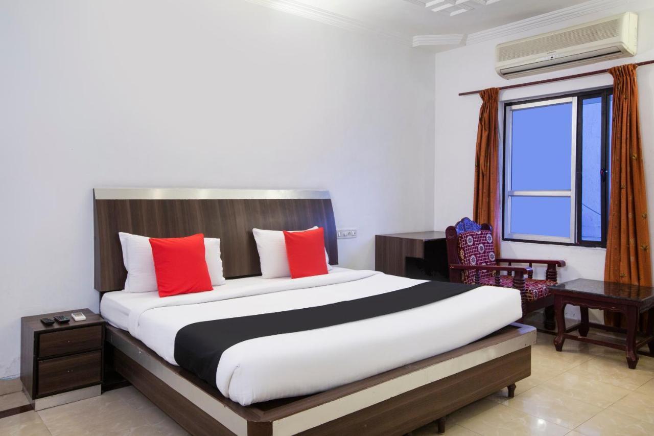 Capital O 69831 Hotel Mount Heera Csennai Kültér fotó
