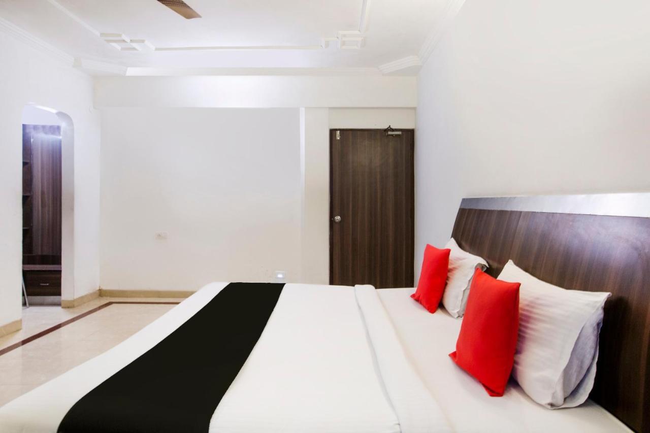 Capital O 69831 Hotel Mount Heera Csennai Kültér fotó