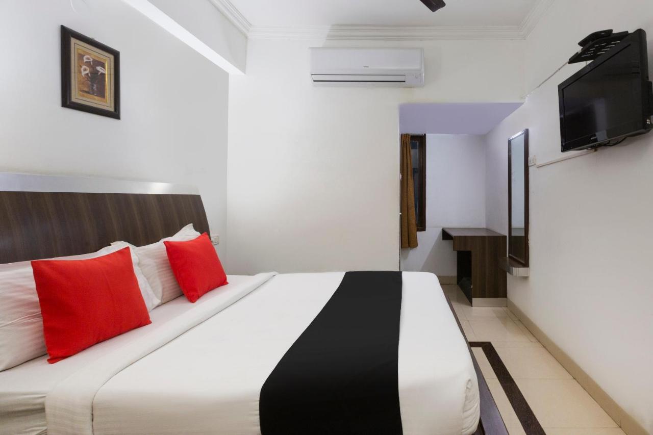 Capital O 69831 Hotel Mount Heera Csennai Kültér fotó