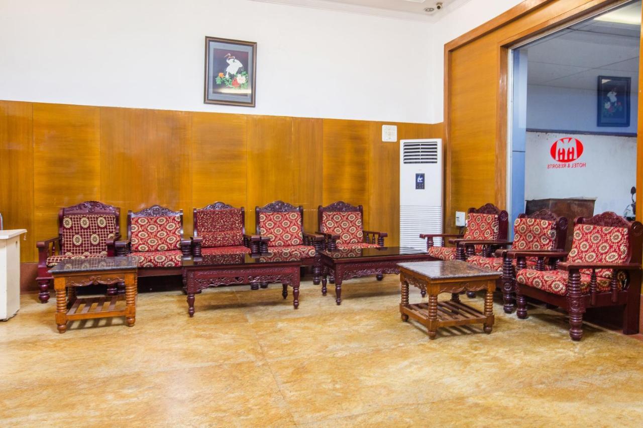 Capital O 69831 Hotel Mount Heera Csennai Kültér fotó