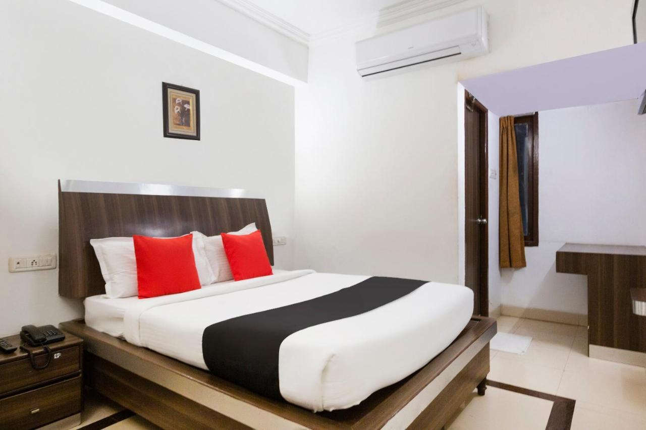 Capital O 69831 Hotel Mount Heera Csennai Kültér fotó